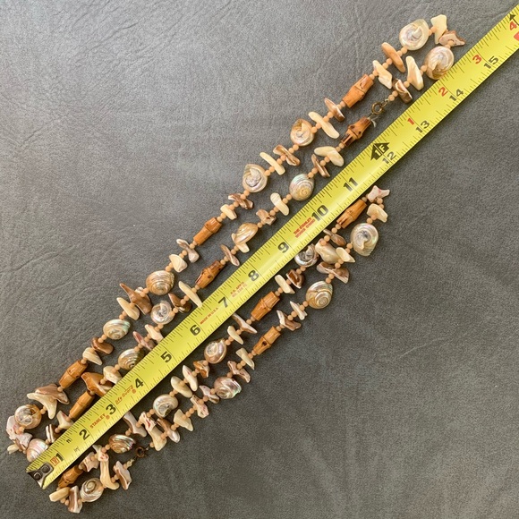 Set of 2 Seashell Necklaces - Picture 6 of 6